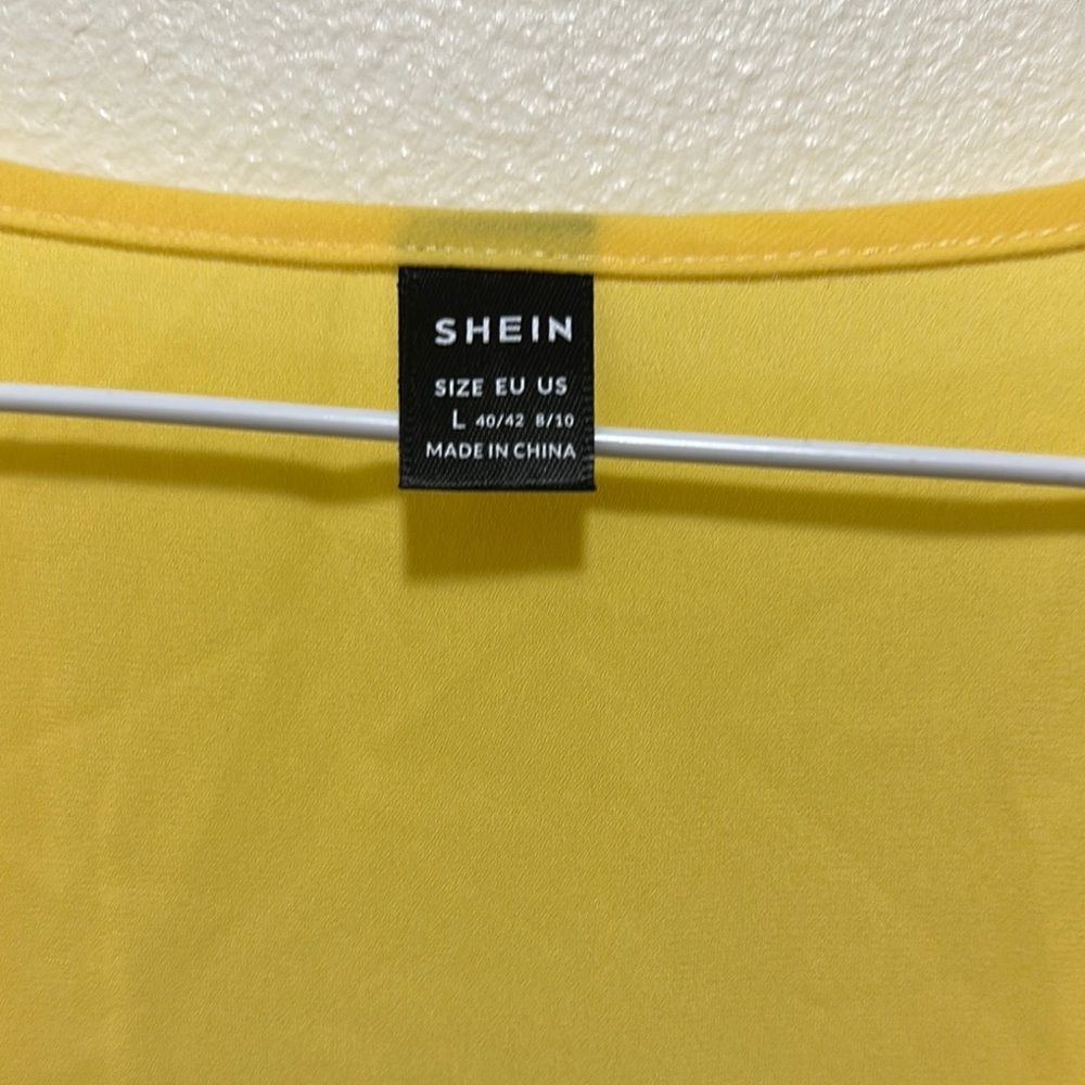 Yellow V-Neck Zip Top - Picture 4 of 5